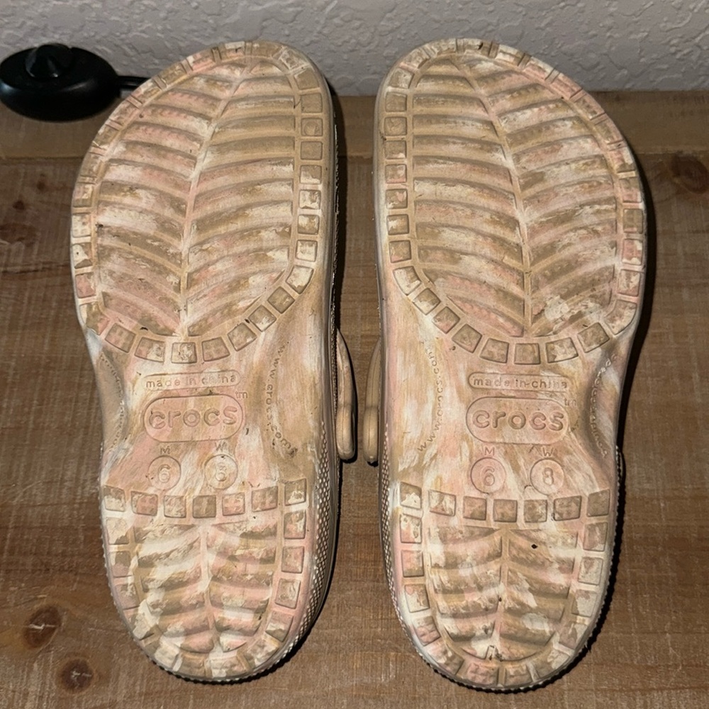 Crocs - Picture 2 of 2